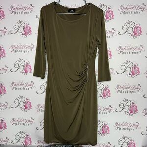 Wallis dress cinched zipper stunning stretchy army olive green bodycon flatter